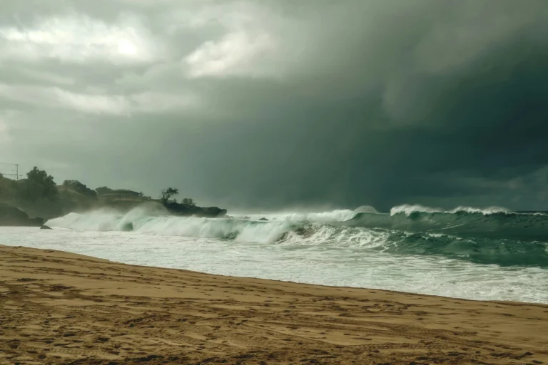 Hawaiʻi Braces for Powerful Kona Storm: What Residents and Visitors Should Know