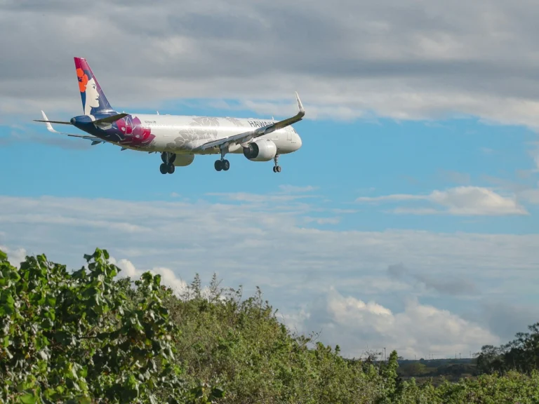 Hawaii on the Fast Track to Electric Flights: A New Era of Cleaner Skies